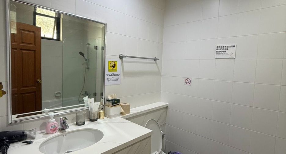 ให้เช่า 5 ห้องนอน บ้านเดี่ยว ใน วัฒนา, กรุงเทพฯ