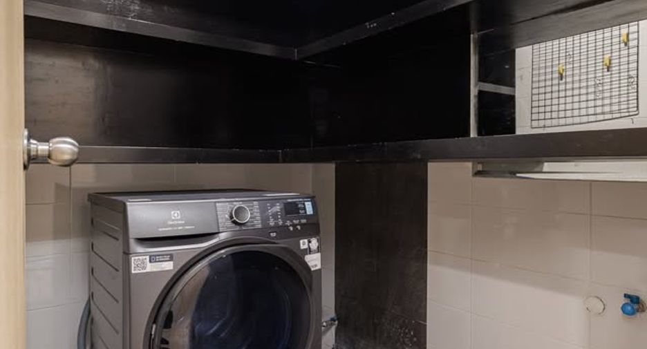 Wohnung zur Miete und zum Kauf mit 1 Zimmer in Ratchathewi, Bangkok