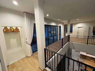 Casa en alquiler de 4 habitaciones en Bang Lamung, Chonburi