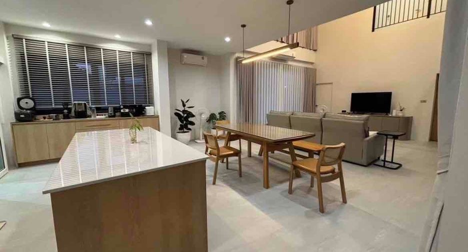 Haus zur Miete mit 4 Zimmer in East Pattaya, Pattaya