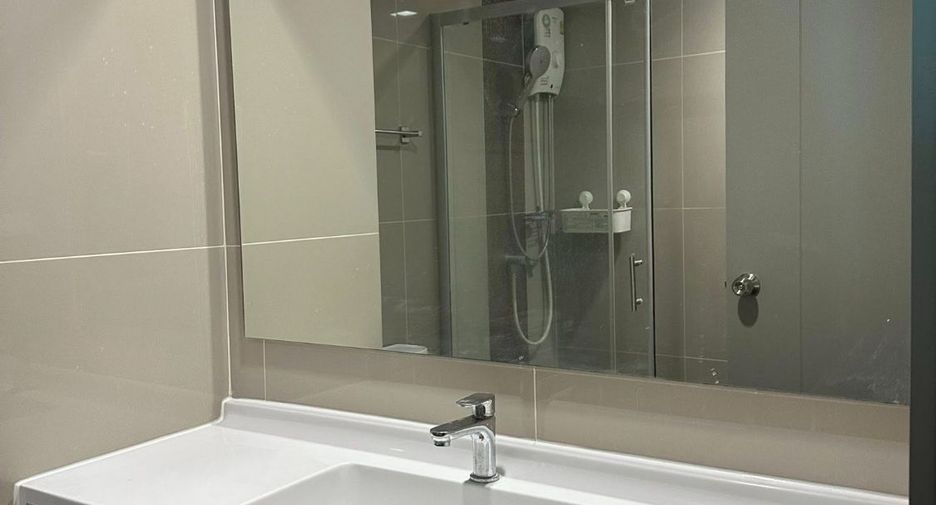 For rent 1 bed condo in Phaya Thai, Bangkok