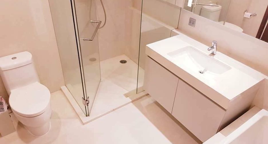 For rent 2 ベッドルーム condo in Watthana, Bangkok
