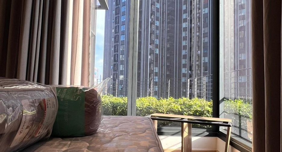 For rent 1 Beds condo in Huai Khwang, Bangkok