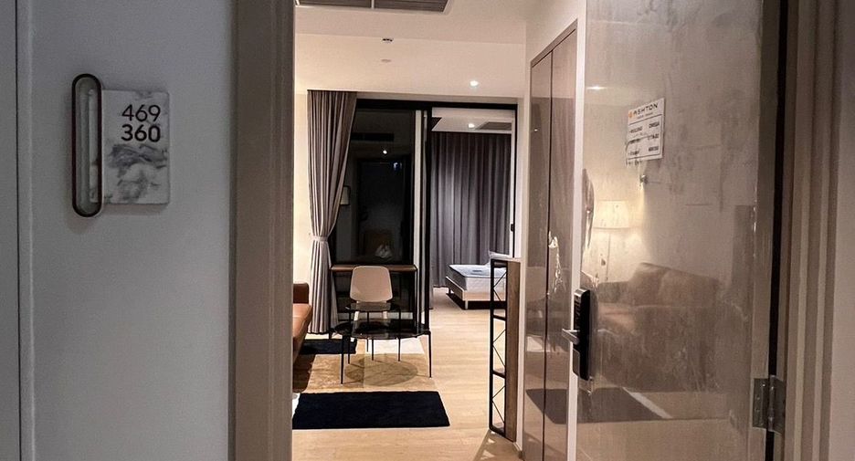 For rent 1 Beds condo in Huai Khwang, Bangkok