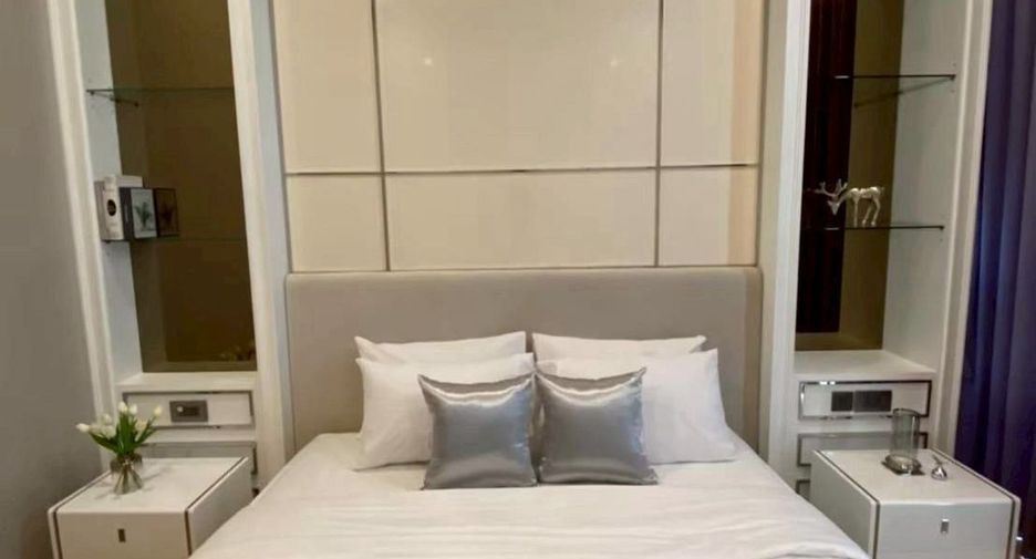 Condo en alquiler y en venta de 3 habitaciones en Watthana, Bangkok