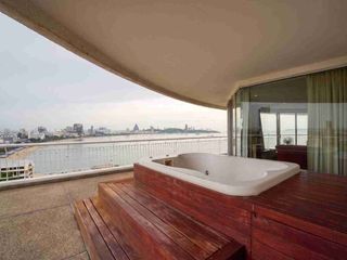 For sale 5 ベッドルーム condo in Bang Lamung, Chonburi