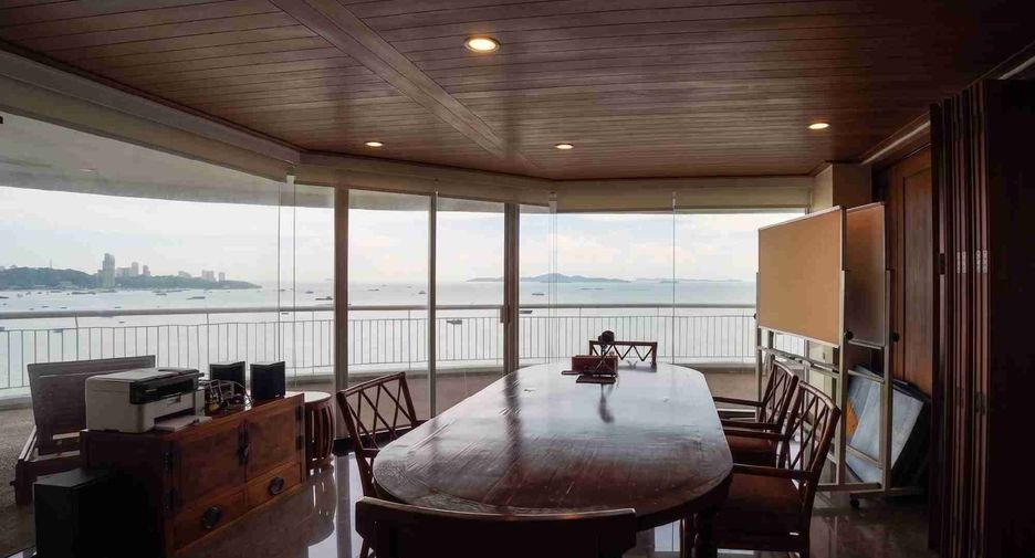 For sale 5 bedrooms condo in North Pattaya, Pattaya