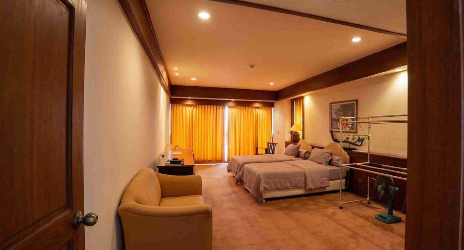 For sale 5 bedrooms condo in North Pattaya, Pattaya