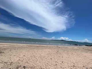 For sale and for rent 7 bedrooms villa in Bang Lamung, Chonburi