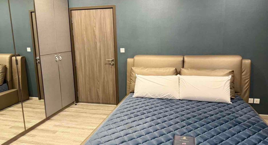 For rent 2 bedrooms condo in Bang Na, Bangkok