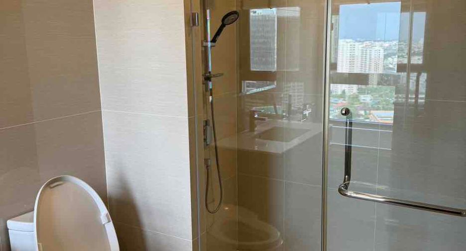 For rent 2 bedrooms condo in Bang Na, Bangkok