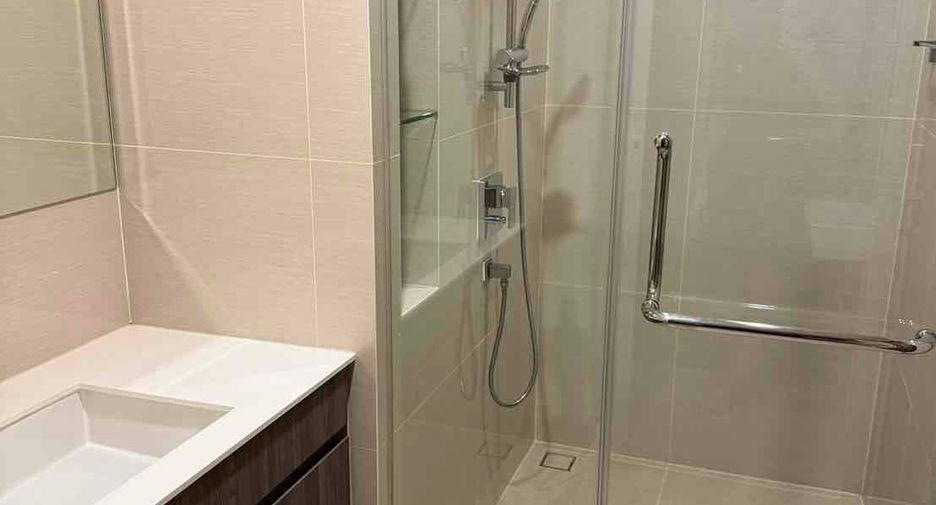 For rent 2 bedrooms condo in Bang Na, Bangkok