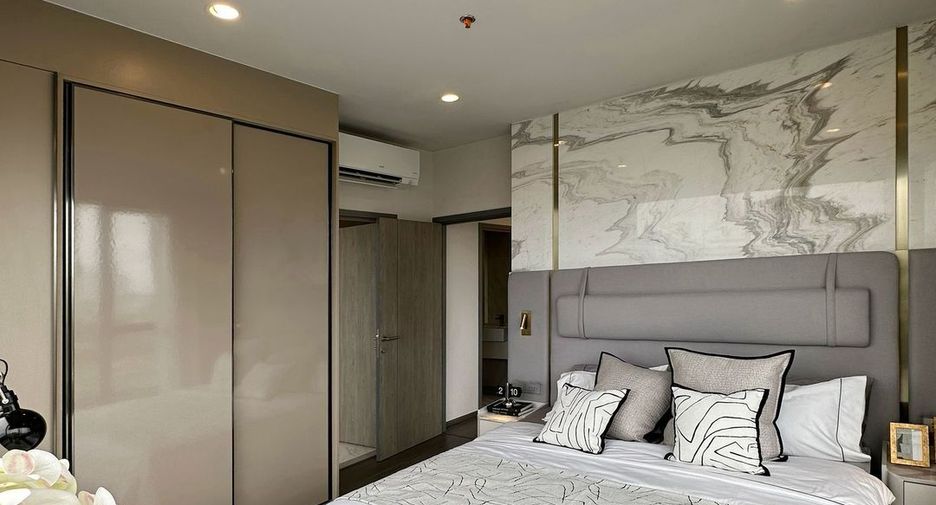 Condo en venta de 2 habitaciones en Khlong Toei, Bangkok