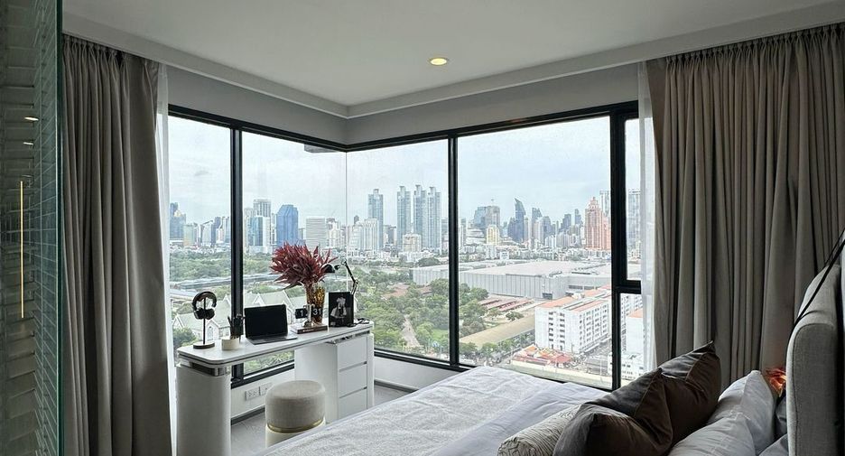 Condo en venta de 3 habitaciones en Khlong Toei, Bangkok