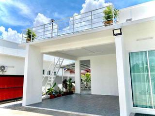 出售 和 出租 3 卧室 别墅 在 Bang Lamung, Chon Buri