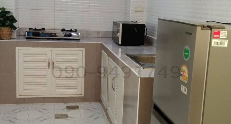 For rent 4 bedrooms townhouse in Mueang Samut Prakan, Samut Prakan