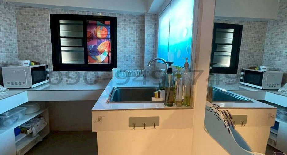 Local comercial en alquiler de 3 habitaciones en Chatuchak, Bangkok