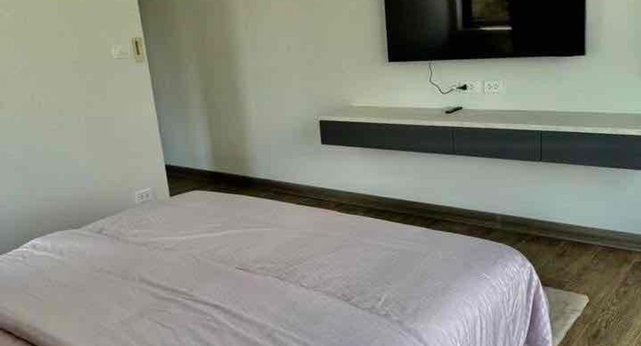 Villa en alquiler de 5 habitaciones en East Pattaya, Pattaya
