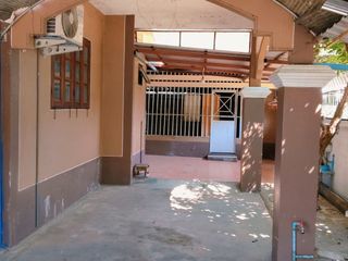 ขาย 2 ห้องนอน บ้านเดี่ยว ใน เมืองลำพูน, ลำพูน