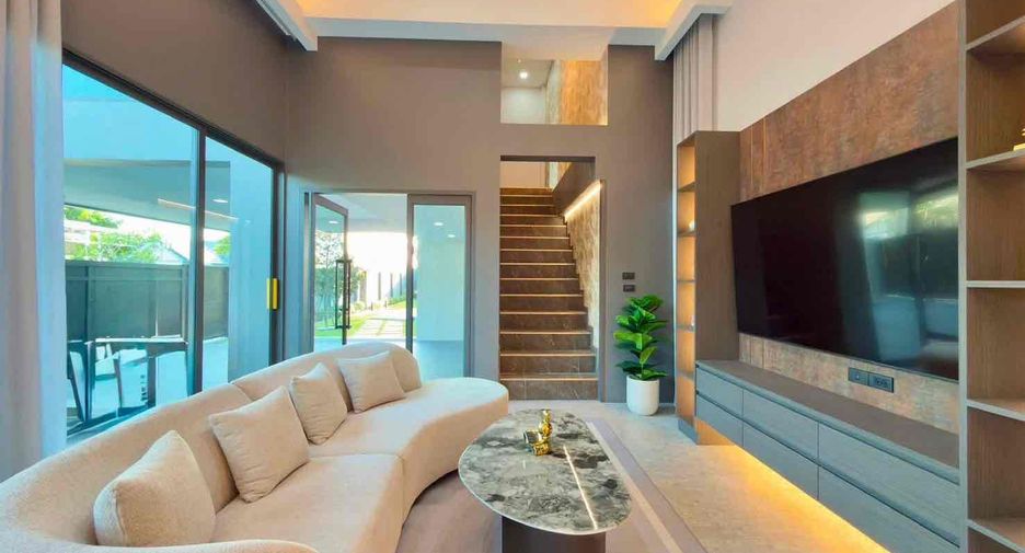 For sale and for rent 4 bedrooms villa in East Pattaya, Pattaya