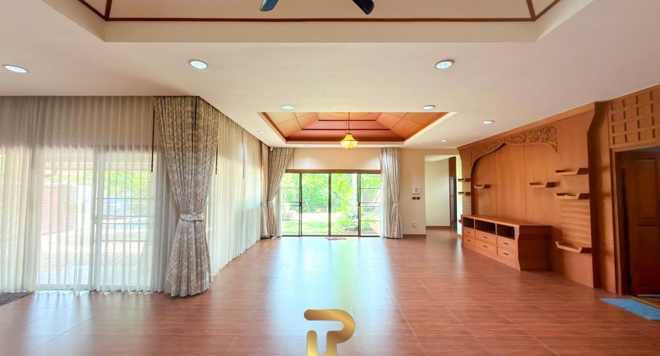 Haus zum Kauf mit 3 Zimmer in Huay Yai, Pattaya