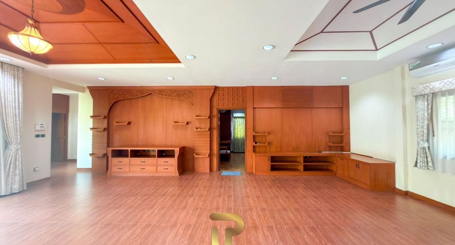 Haus zum Kauf mit 3 Zimmer in Huay Yai, Pattaya