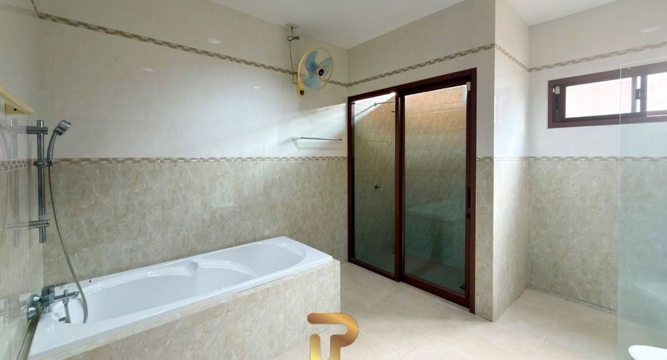 Haus zum Kauf mit 3 Zimmer in Huay Yai, Pattaya
