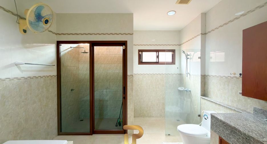 Haus zum Kauf mit 3 Zimmer in Huay Yai, Pattaya