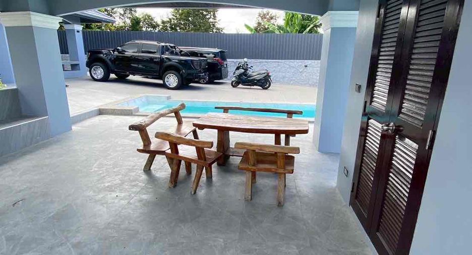 For sale and for rent 5 bedrooms villa in East Pattaya, Pattaya