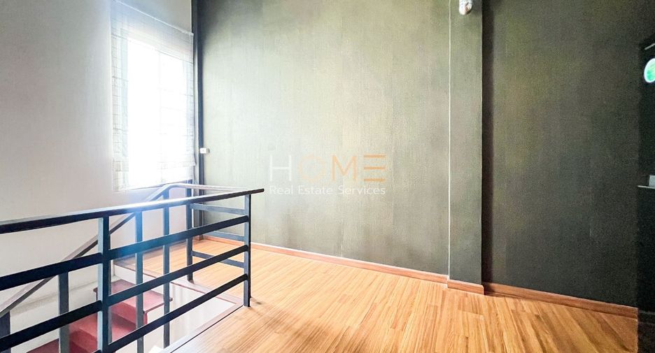 For sale 3 ベッドルーム townhouse in Pak Kret, Nonthaburi