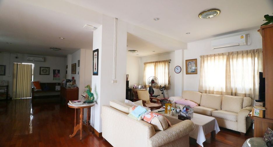 ขาย 54 ห้องนอน พื้นที่ค้าปลีก ใน เมืองขอนแก่น, ขอนแก่น