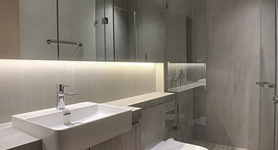 For rent 2 bedrooms condo in Sathon, Bangkok