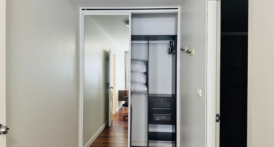À vendre 1 chambre condo à Watthana, Bangkok