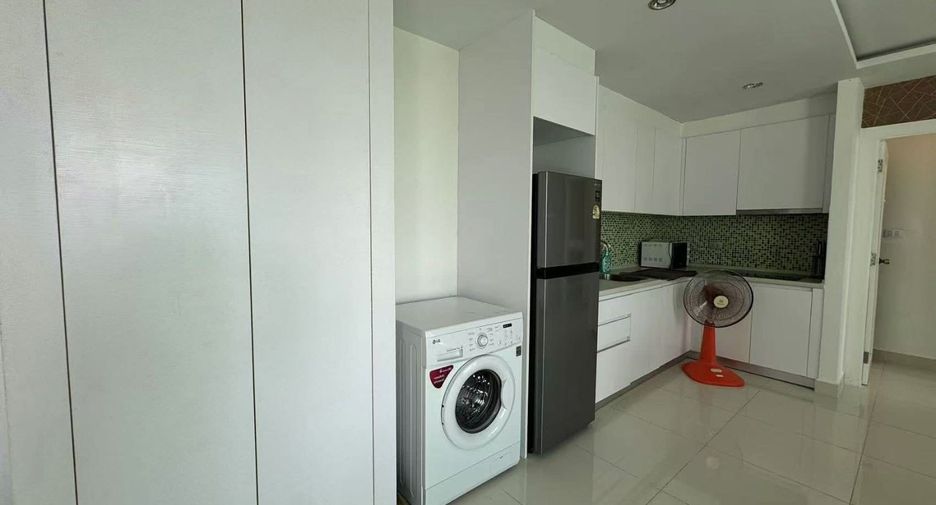 For sale 2 bedrooms condo in Jomtien, Pattaya