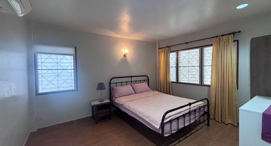 For rent 3 bedrooms house in Klaeng, Rayong