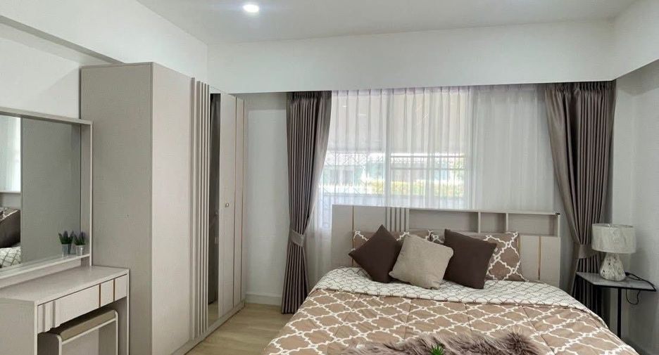 For rent 3 bedrooms house in Mueang Chiang Mai, Chiang Mai