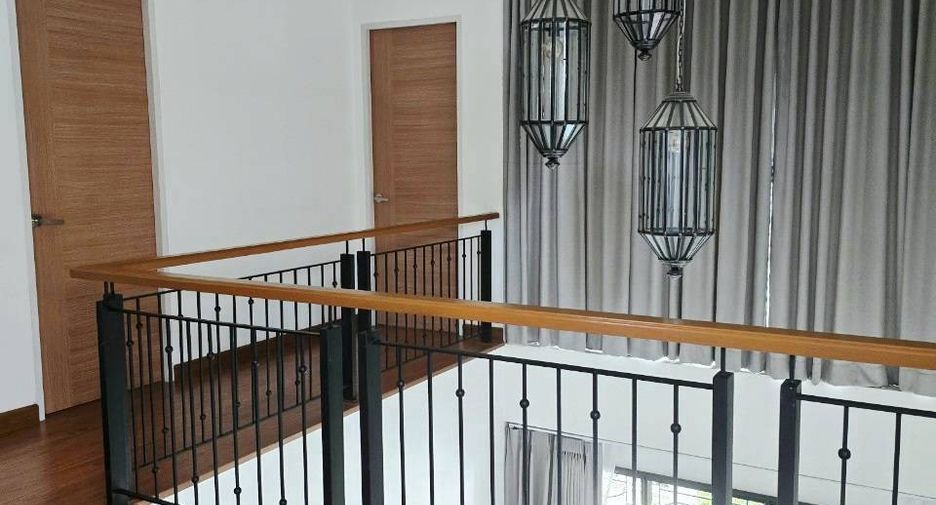 For rent and for sale 4 bedrooms house in Mueang Chiang Mai, Chiang Mai