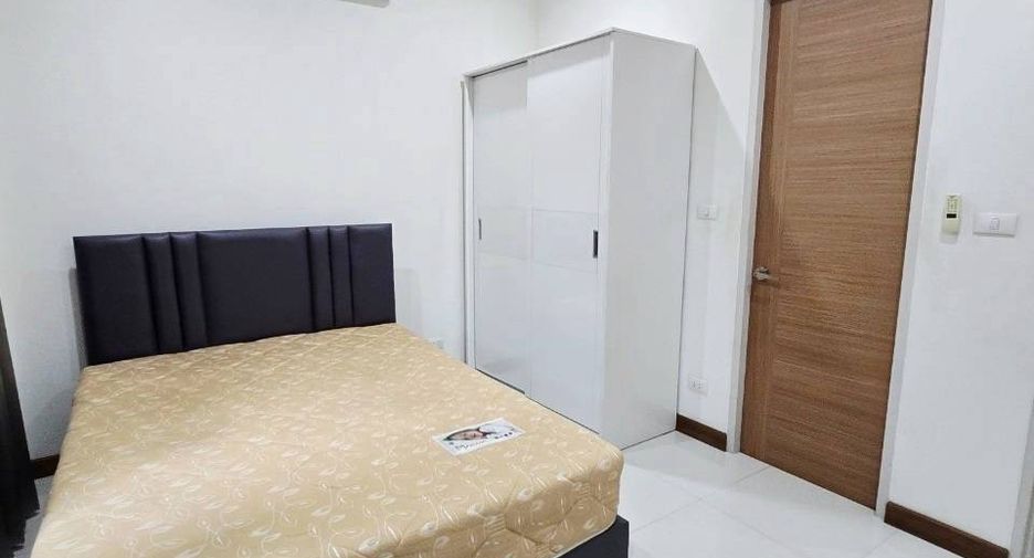 For rent and for sale 4 bedrooms house in Mueang Chiang Mai, Chiang Mai