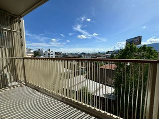 Condo en alquiler de 2 habitaciones en Mueang Chiang Mai, Chiang Mai
