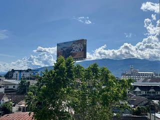 Condo en alquiler de 2 habitaciones en Mueang Chiang Mai, Chiang Mai