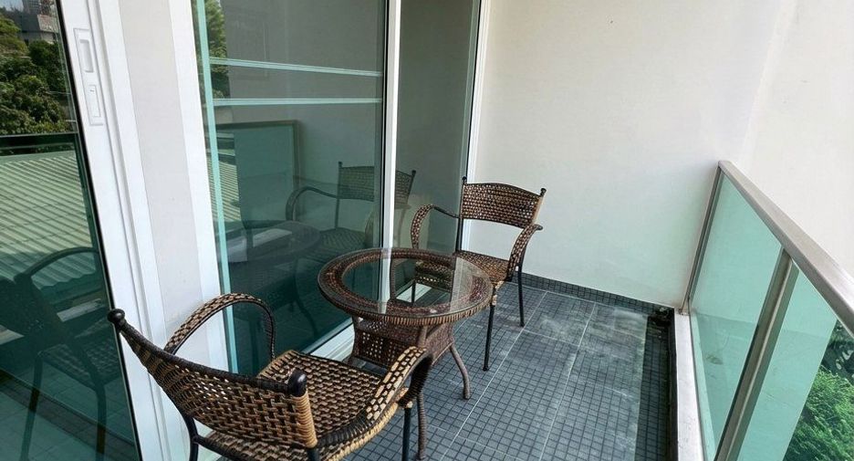 For sale 2 bedrooms condo in Khlong Toei, Bangkok