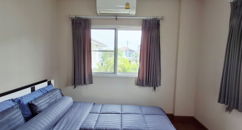 For rent 3 bedrooms house in San Kamphaeng, Chiang Mai