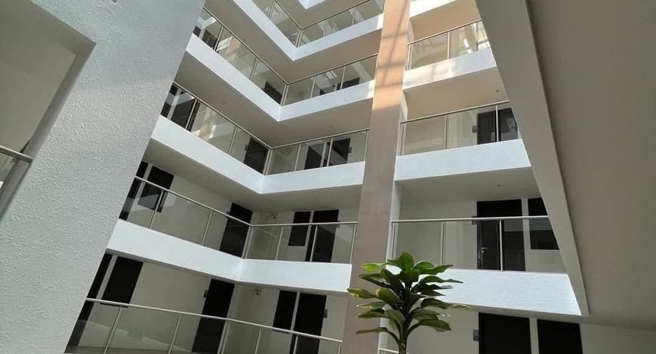 For rent 2 bedrooms condo in Bang Lamung, Chonburi
