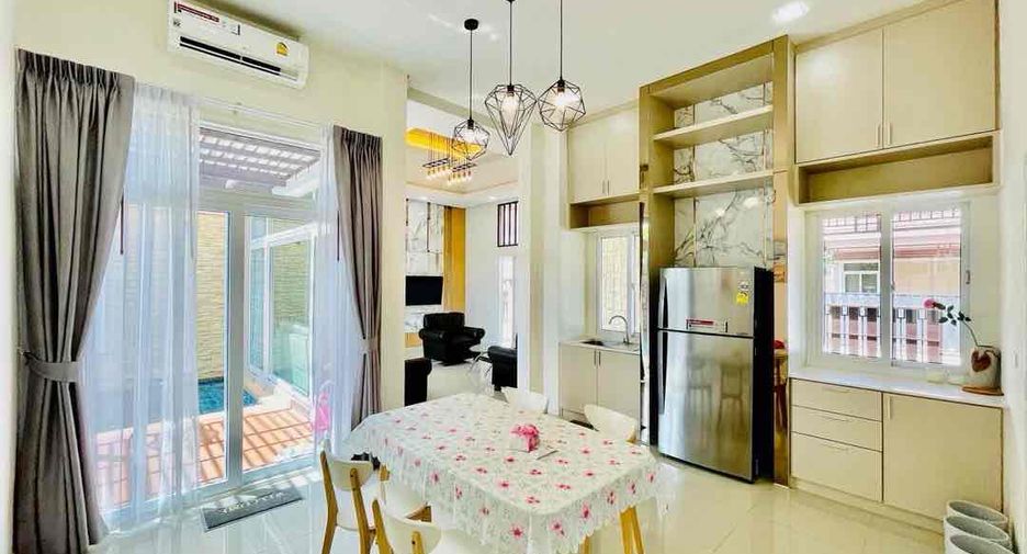 For rent 3 bedrooms villa in South Pattaya, Pattaya