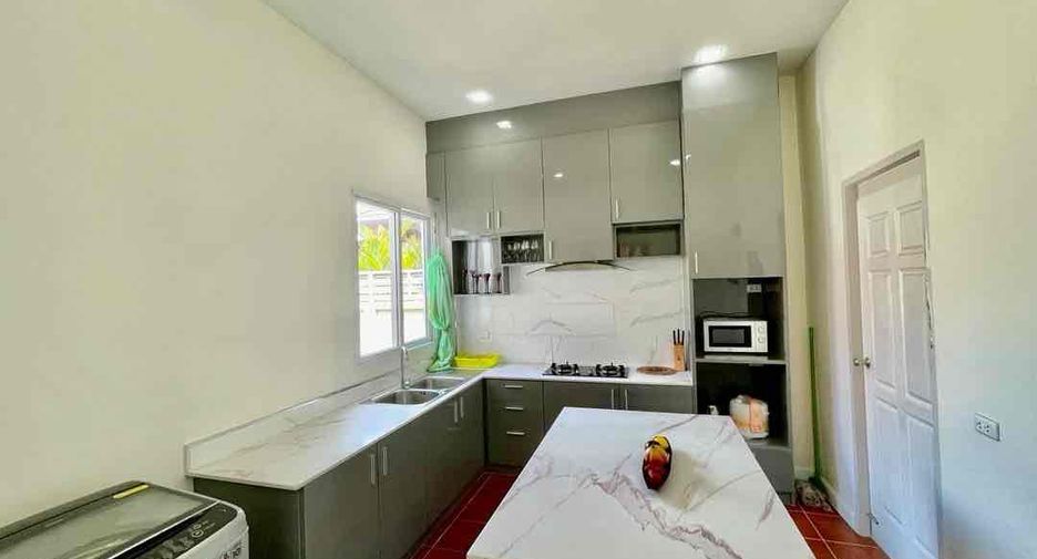 For rent 3 bedrooms villa in South Pattaya, Pattaya