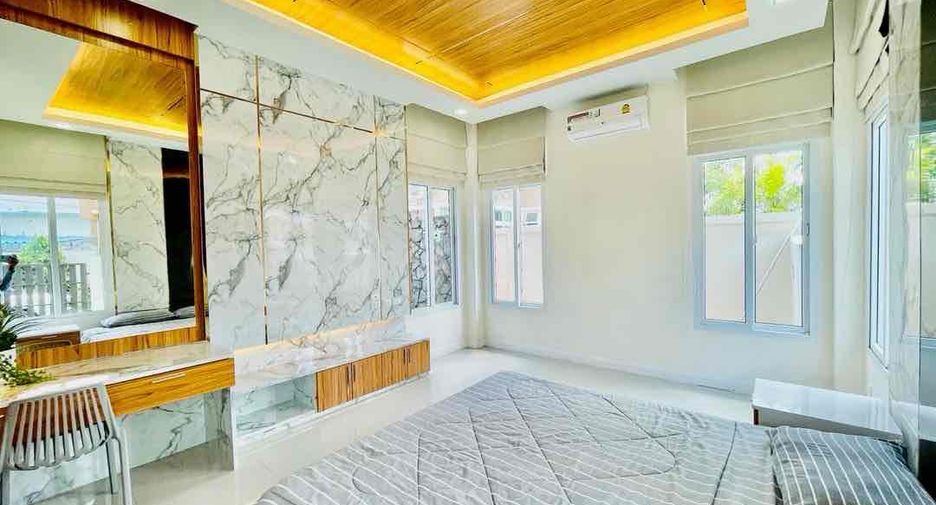 For rent 3 bedrooms villa in South Pattaya, Pattaya