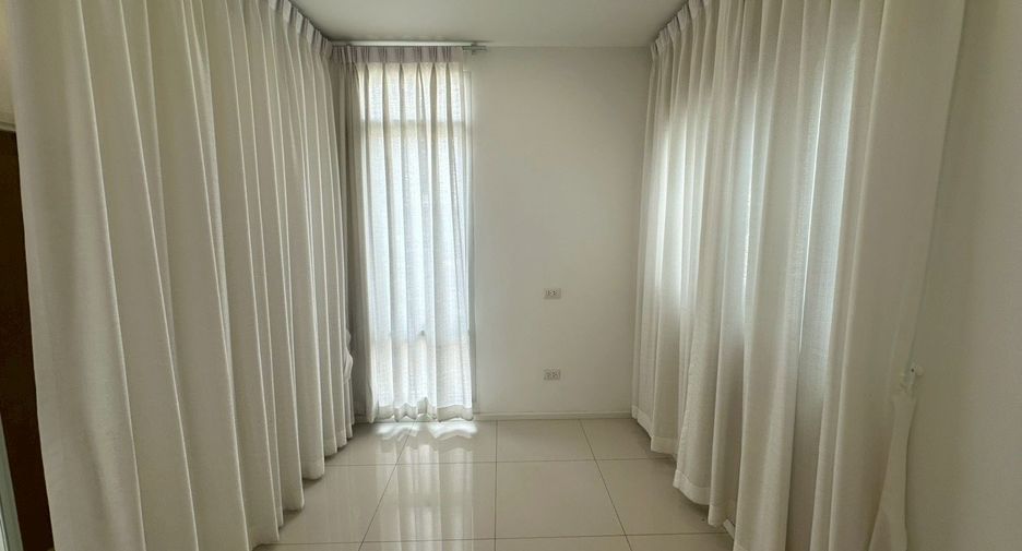 À louer et à vendre 1 chambre maison à San Kamphaeng, Chiang Mai