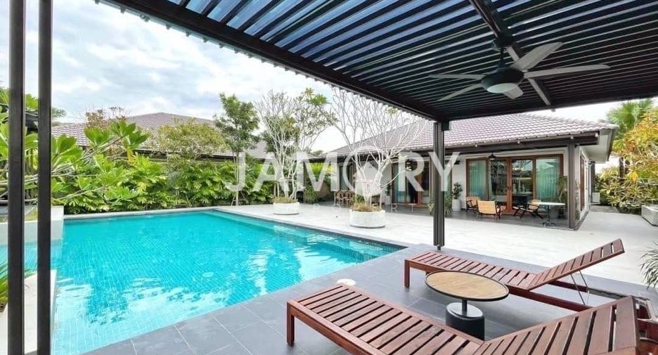 For rent and for sale 3 bedrooms villa in East Pattaya, Pattaya