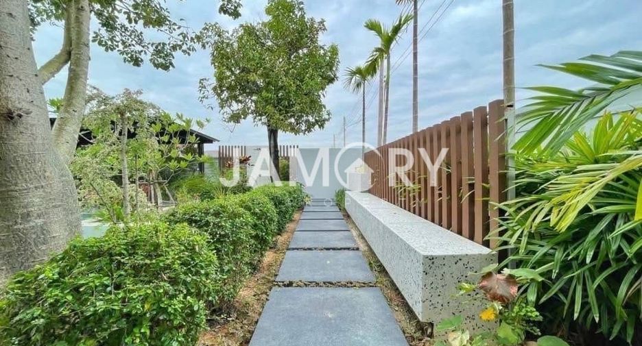 For rent and for sale 3 bedrooms villa in East Pattaya, Pattaya