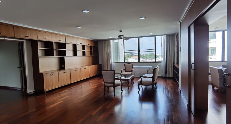 À louer 3 chambres appartement à Phaya Thai, Bangkok